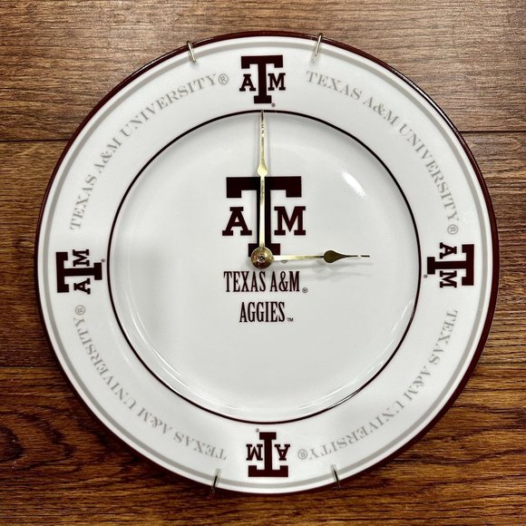 EUC Working Texas A&M Aggies White & Maroon Clock Made from Plate China - Picture 1 of 3